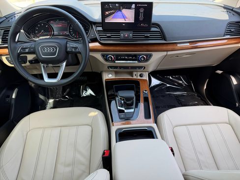 Used 2021 Audi Q5 2.0T Premium w/ Convenience Package AWD/4WD image 15