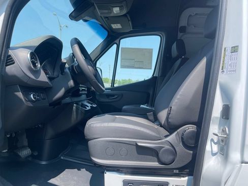 New 2026 Mercedes-Benz Sprinter 2500 image 6