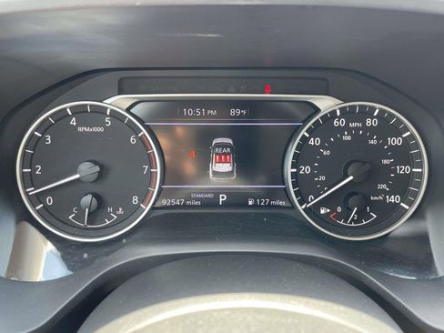 Used 2023 Nissan Rogue SV FWD image 25