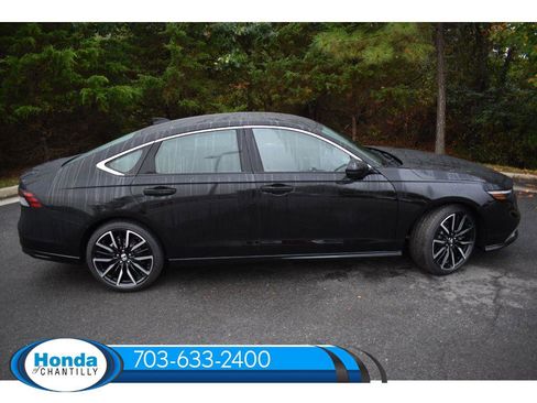 New 2025 Honda Accord Hybrid Touring image 12