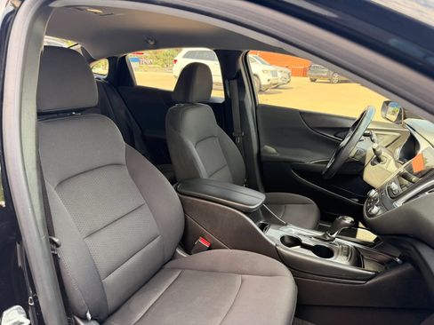 Used 2016 Chevrolet Malibu LT FWD image 31