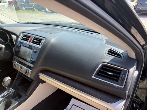 Used 2015 Subaru Outback 2.5i Limited AWD/4WD image 14