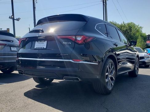 Certified 2023 Acura MDX SH-AWD w/ Technology Package image 10