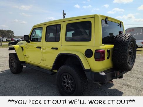 Used 2022 Jeep Wrangler Unlimited Rubicon w/ Trailer Tow Package AWD/4WD image 6