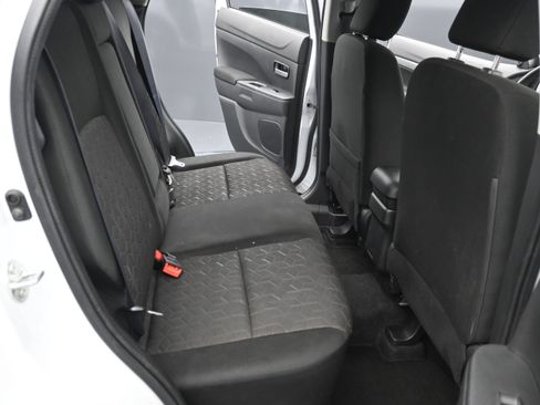Used 2022 Mitsubishi Outlander Sport ES AWD/4WD image 25