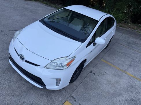 Used 2013 Toyota Prius Three FWD image 16