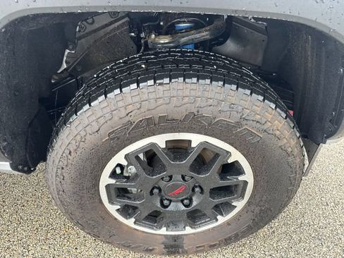 Used 2026 Toyota Tacoma TRD Off-Road AWD/4WD image 10