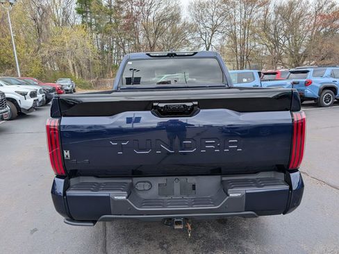 Used 2024 Toyota Tundra Platinum AWD/4WD image 7