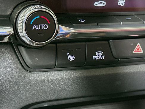 Certified 2023 MAZDA CX-30 AWD 2.5 S w/ Preferred Package image 28