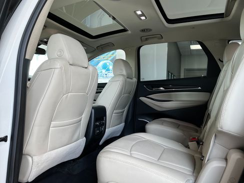 Used 2019 Buick Enclave Premium w/ Experience Buick Package AWD/4WD image 21