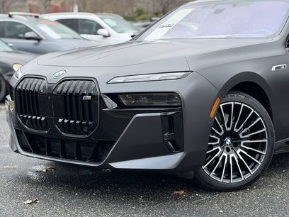 Used 2025 BMW i7 M70