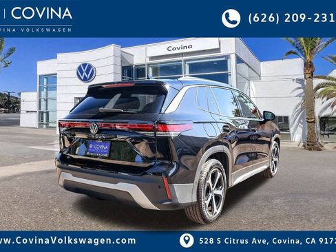 New 2026 Volkswagen Tiguan SE image 7