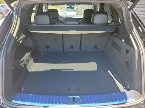 New 2026 Porsche Cayenne image 17