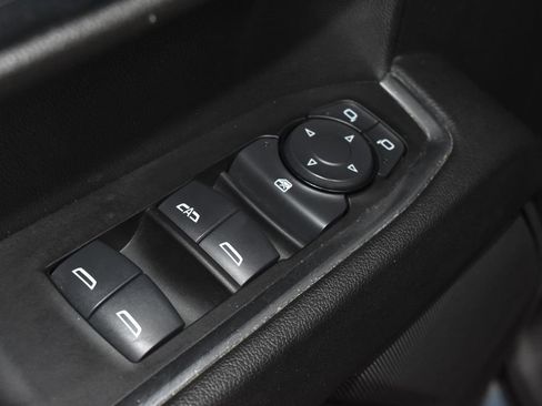 Used 2024 GMC Sierra 1500 SLE AWD/4WD image 5