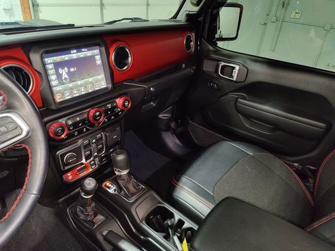 Used 2021 Jeep Gladiator Rubicon image 32