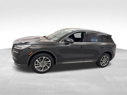 Used 2022 Lincoln Corsair FWD image 2