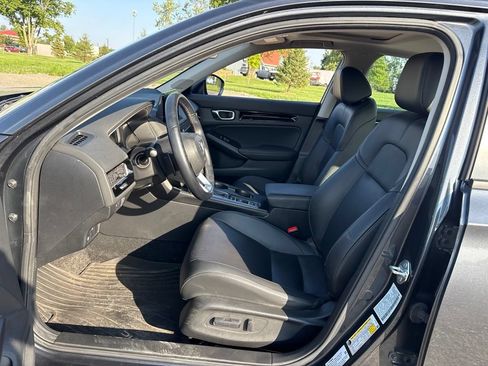 Used 2024 Honda Civic Touring image 15