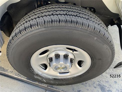 Used 2023 Chevrolet Express 2500 w/ Driver Convenience Package image 21