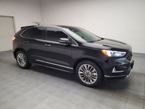Used 2020 Ford Edge Titanium w/ Equipment Group 301A AWD/4WD image 11