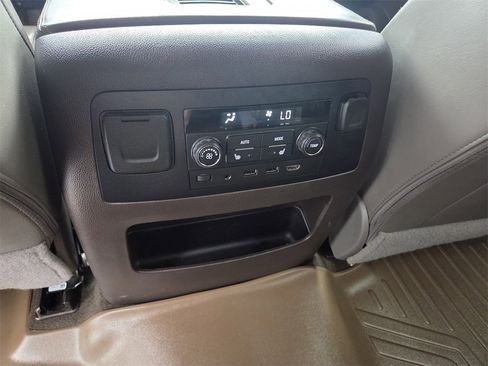 Used 2018 GMC Yukon Denali w/ Denali Ultimate Package image 20