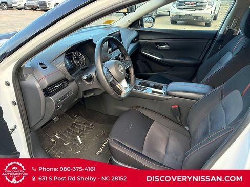 Certified 2025 Nissan Sentra SR w/ Midnight Edition FWD image 10