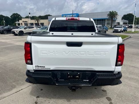 Used 2024 Chevrolet Colorado Z71 w/ Z71 Convenience Package 2 AWD/4WD image 6