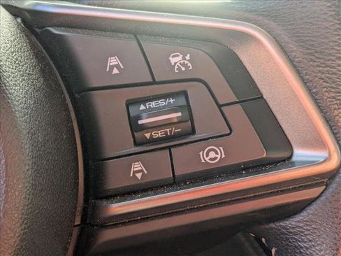 Used 2022 Subaru Outback Premium image 12