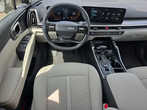 New 2026 Kia Sorento S image 8