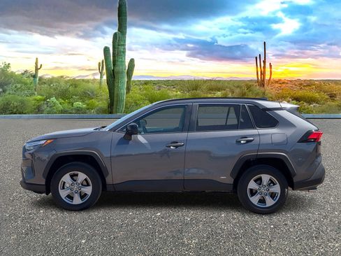 Used 2025 Toyota RAV4 LE image 3