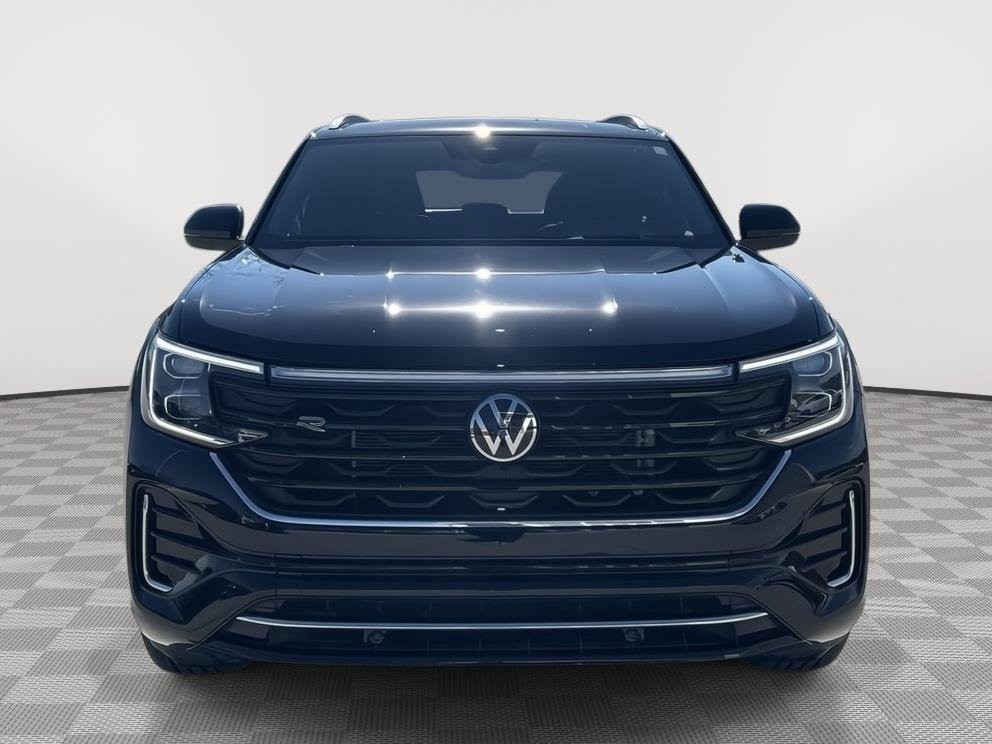 Certified 2024 Volkswagen Atlas Cross Sport SEL R-Line AWD/4WD image 6