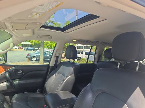 Used 2019 INFINITI QX80 Luxe AWD/4WD image 14
