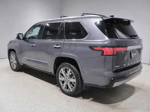 Used 2023 Toyota Sequoia Capstone AWD/4WD image 4