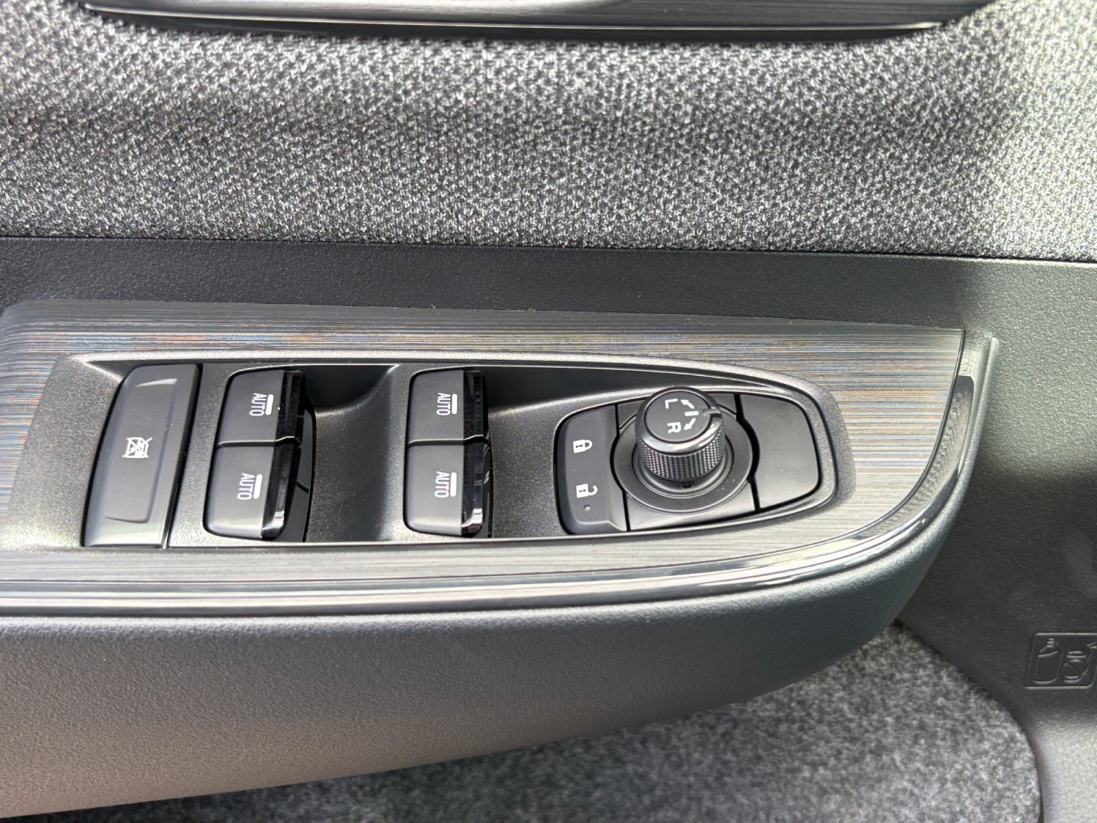 New 2026 Subaru Outback Premium AWD/4WD image 17