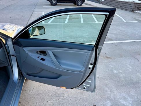 Used 2008 Toyota Camry Hybrid image 17