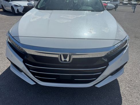Used 2021 Honda Accord EX-L image 3