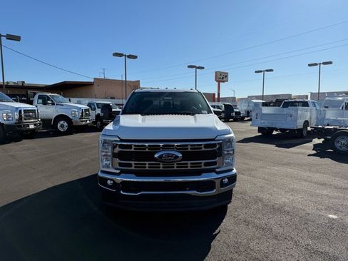 New 2025 Ford F350 XL w/ XL Chrome Package image 6