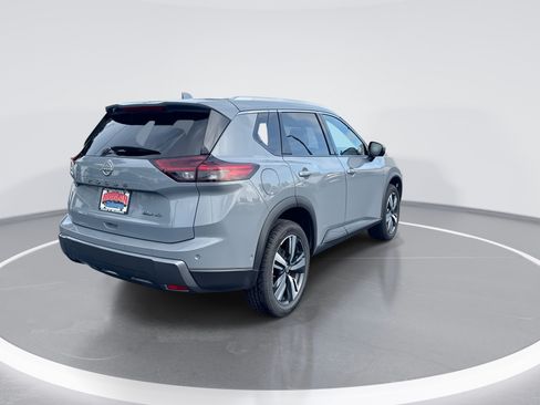 Used 2026 Nissan Rogue SL AWD/4WD image 4