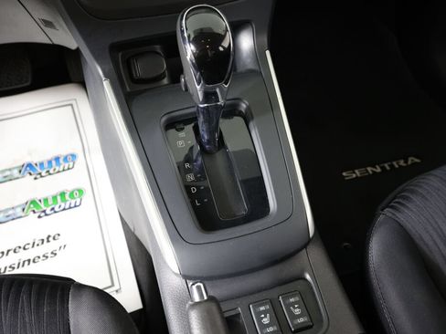 Used 2016 Nissan Sentra SV w/ All Weather Package FWD image 36