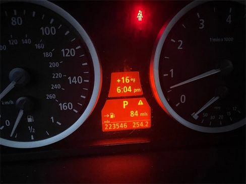 Used 2006 BMW 530xi 530xi image 20