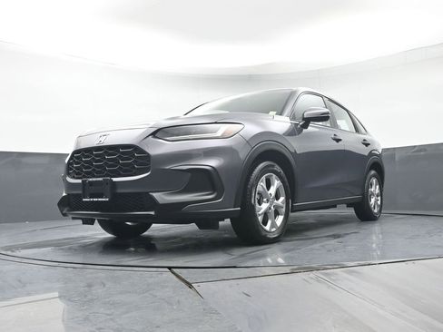 Certified 2023 Honda HR-V LX image 28