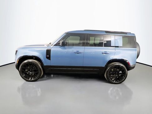 Used 2026 Land Rover Defender 110 X-Dynamic SE AWD/4WD image 8