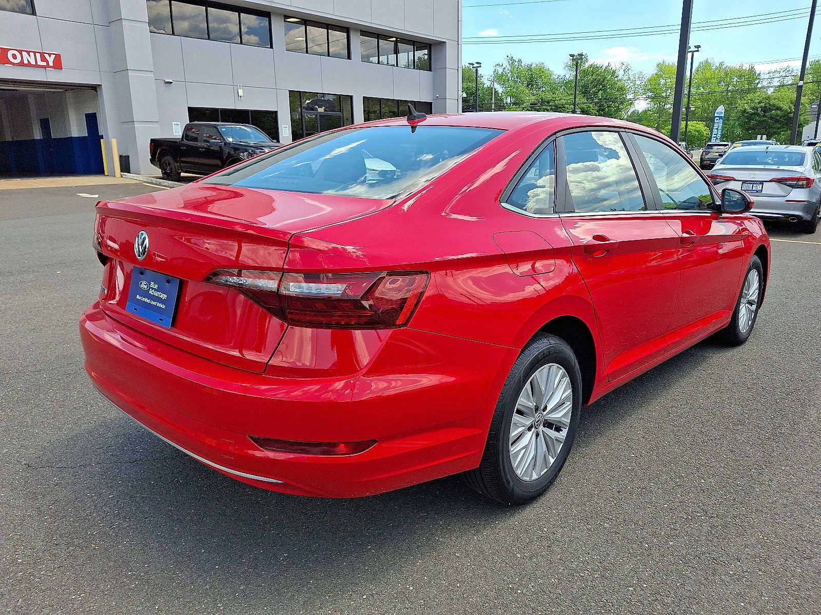 Used 2020 Volkswagen Jetta S w/ Driver Assistance Package FWD image 6