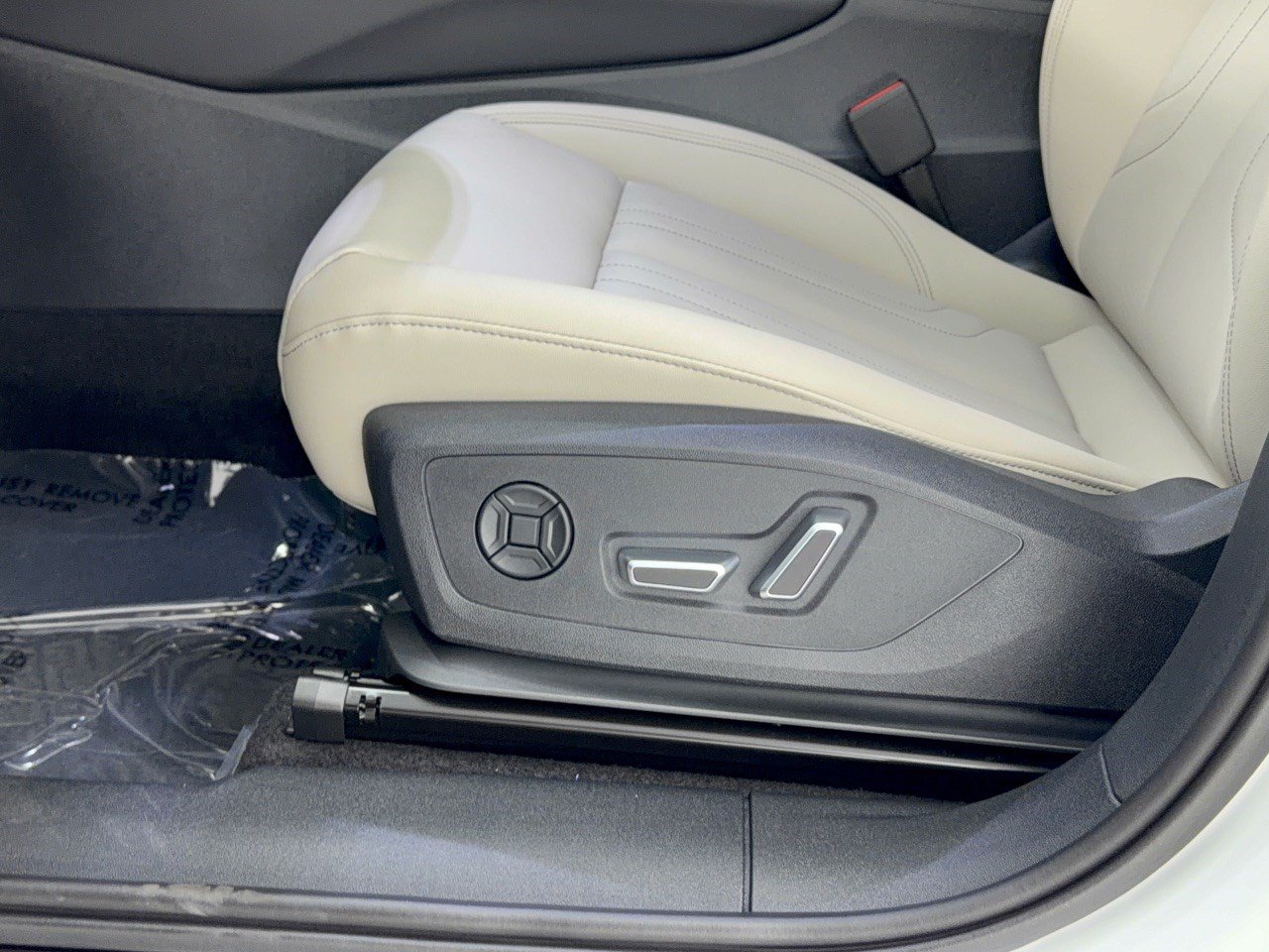 New 2026 Audi Q3 quattro 2.0T AWD/4WD image 16