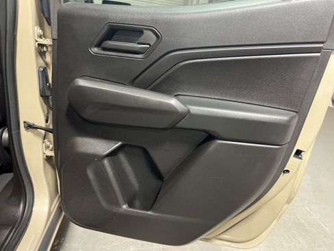 Used 2024 Chevrolet Colorado W/T image 11