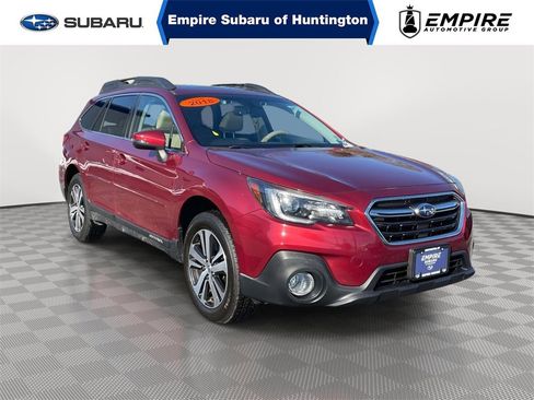 Used 2018 Subaru Outback 2.5i Limited image 1