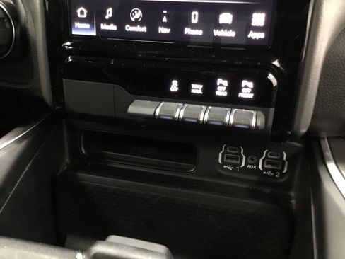 Used 2023 RAM 1500 Big Horn AWD/4WD image 25