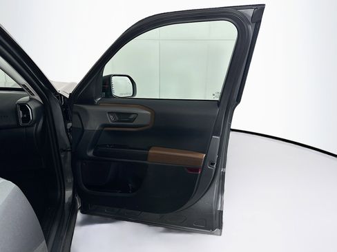 Used 2025 Ford Bronco Sport Outer Banks w/ Outer Banks Tech Package+ image 32