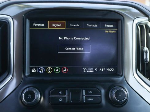 Used 2022 Chevrolet Silverado 1500 High Country w/ Technology Package AWD/4WD image 31