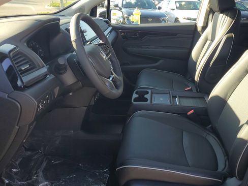 New 2026 Honda Odyssey Elite image 18