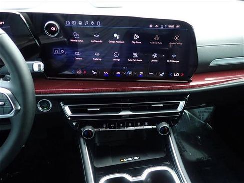 New 2026 Chevrolet Traverse Z71 w/ Enhanced Driving Package AWD/4WD image 19